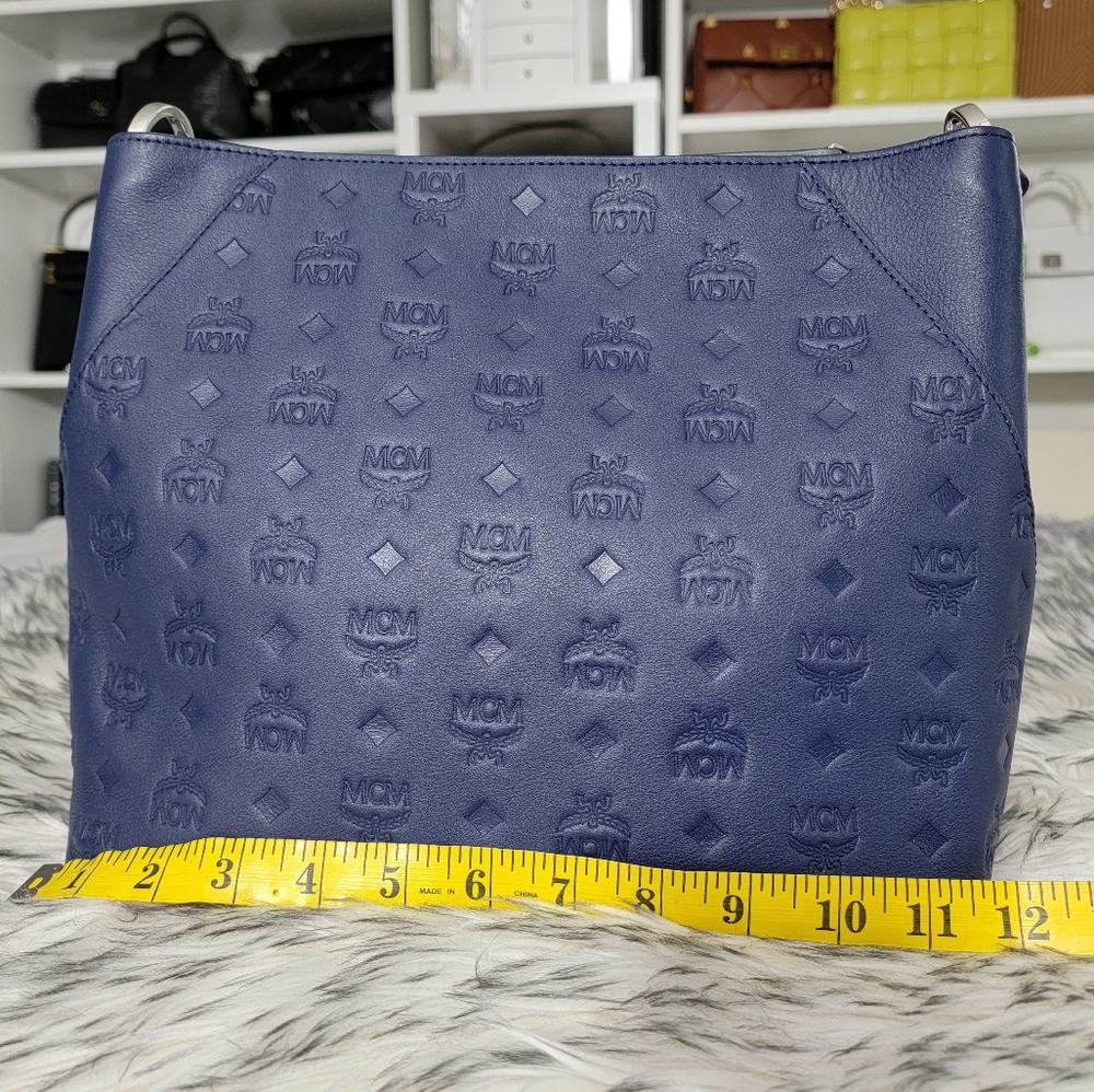 Rare MCM Calfskin Leather Ottomar Medium Klara Embossed Hobo Navy Blue